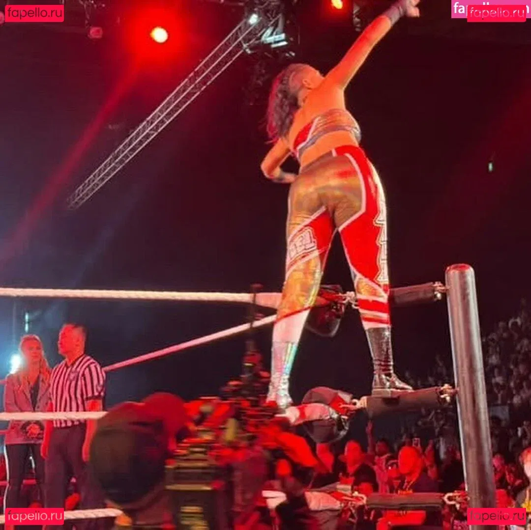 Bayley Onlyfans Photo Gallery 