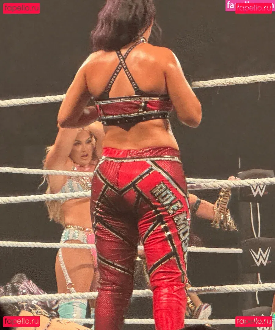 Bayley Onlyfans Photo Gallery 