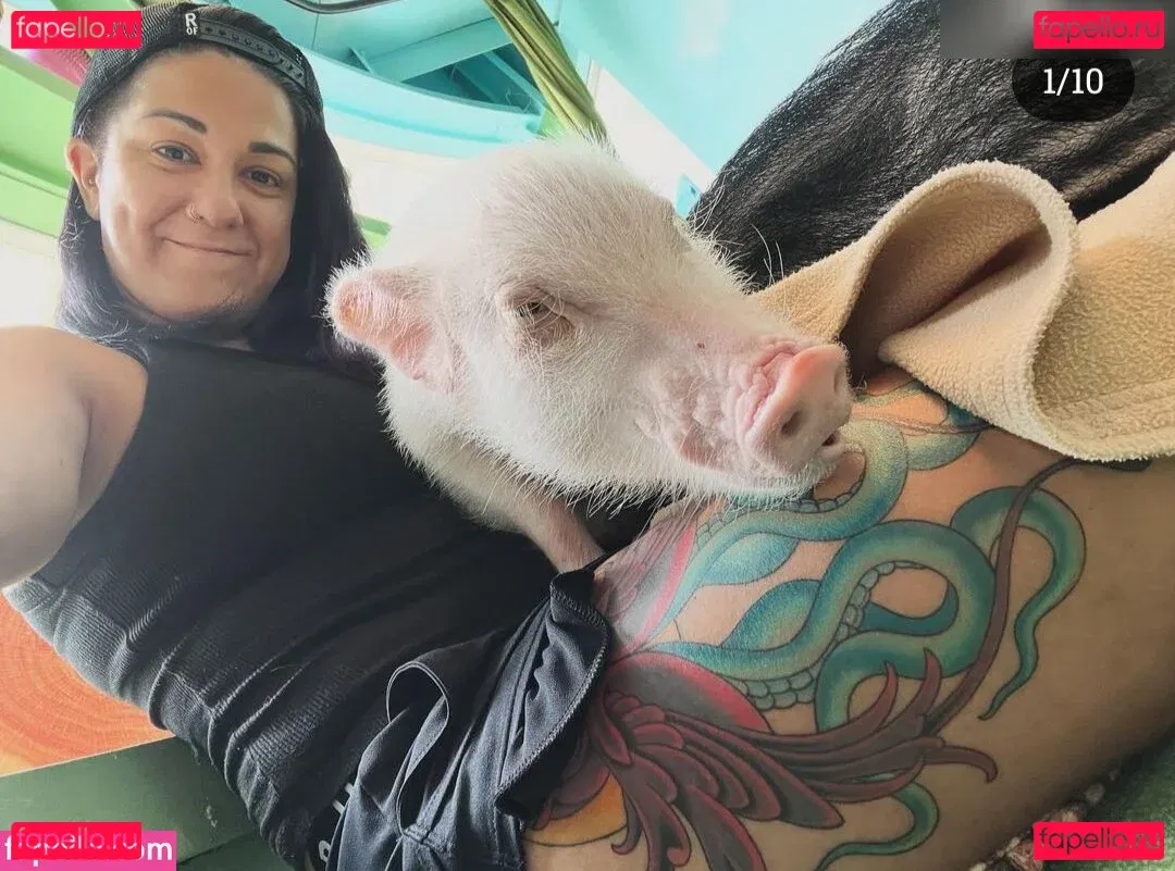 Bayley Onlyfans Photo Gallery 