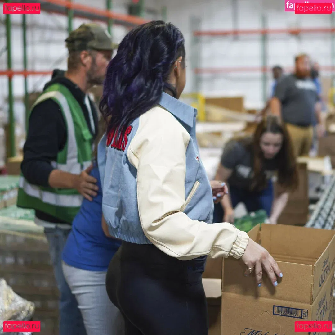 Bayley Onlyfans Photo Gallery 