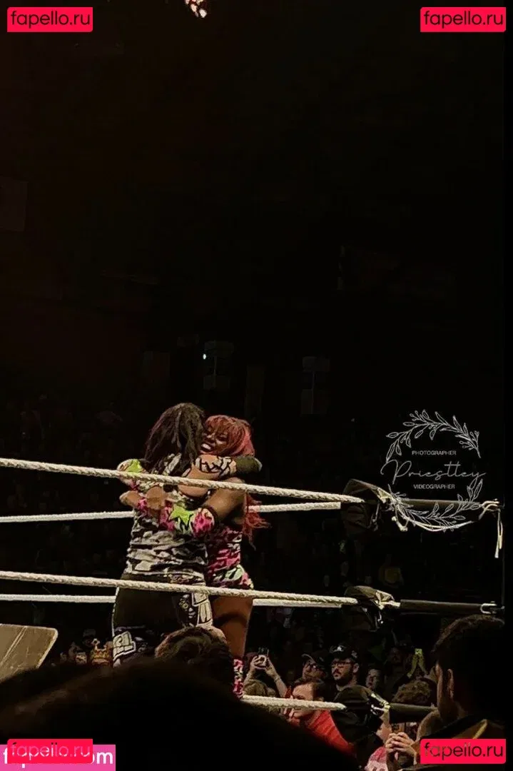 Bayley Onlyfans Photo Gallery 