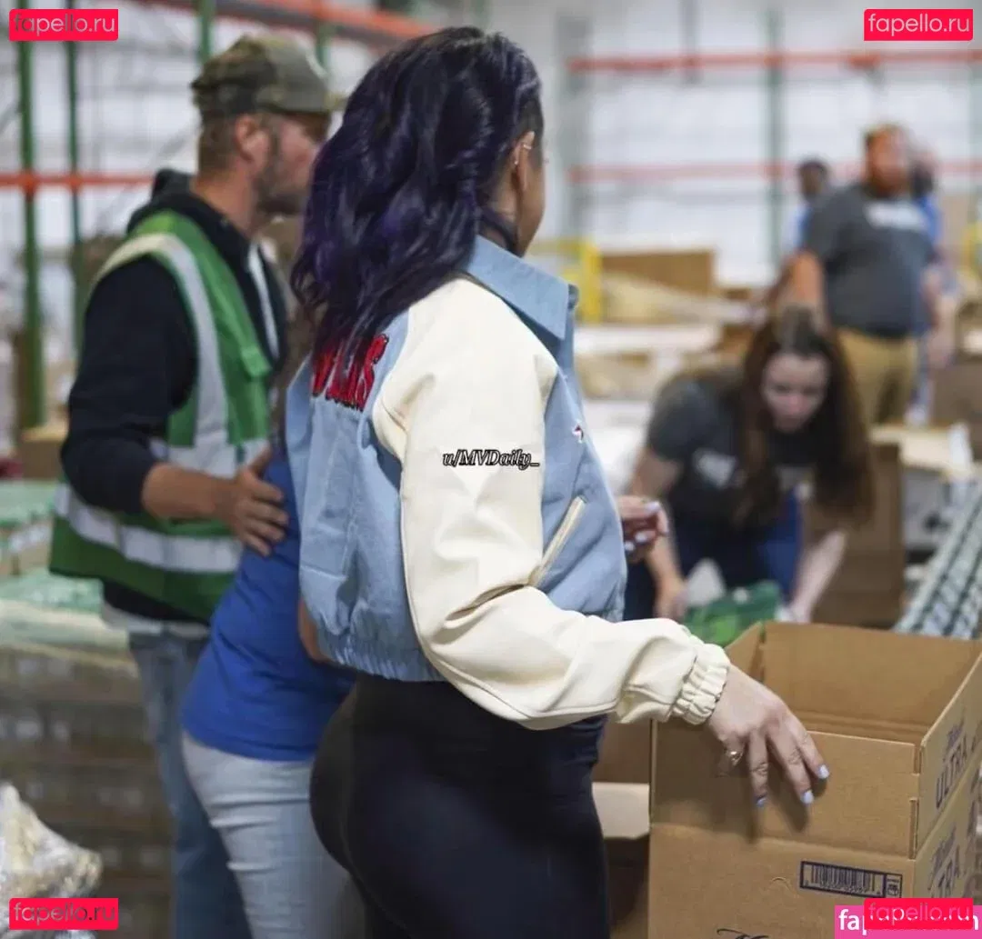 Bayley Onlyfans Photo Gallery 