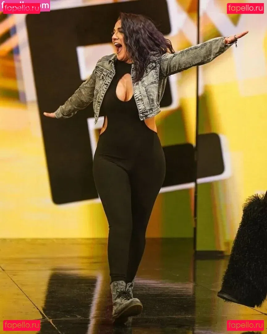 Bayley Onlyfans Photo Gallery 