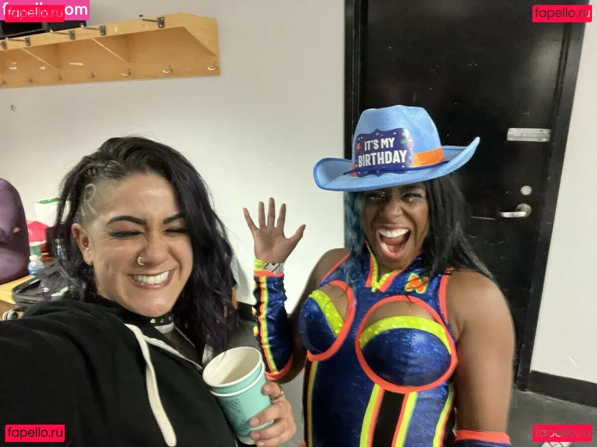 Bayley Onlyfans Photo Gallery 