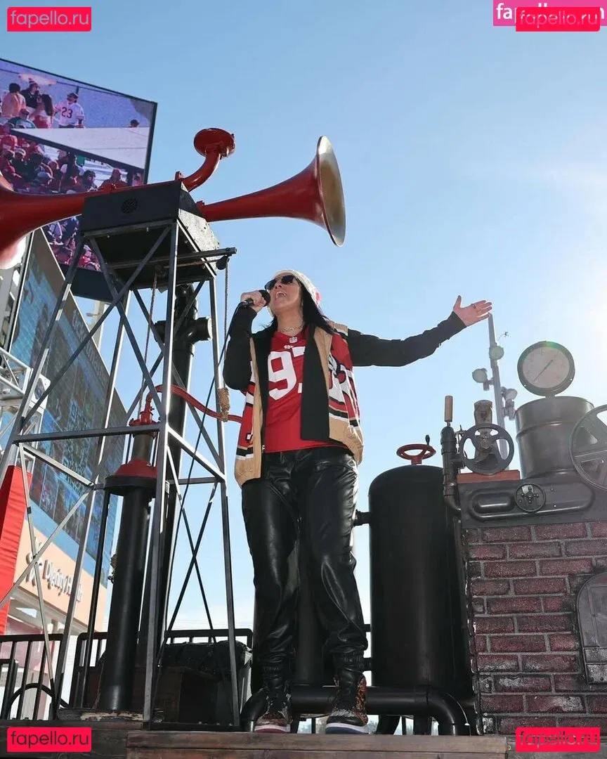 Bayley Onlyfans Photo Gallery 