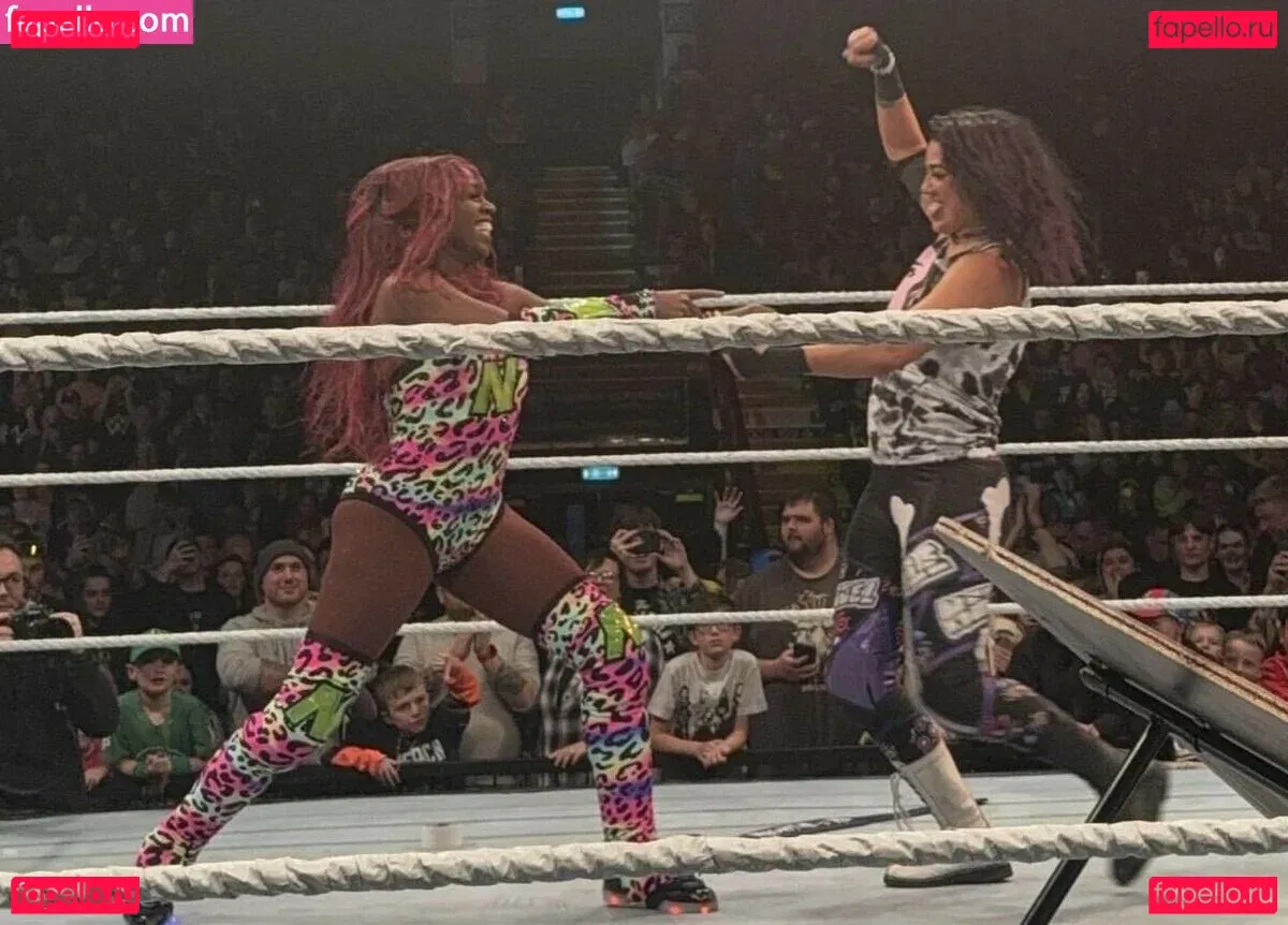 Bayley Onlyfans Photo Gallery 