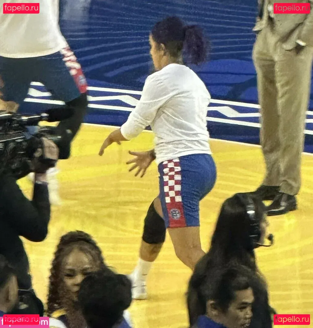 Bayley Onlyfans Photo Gallery 