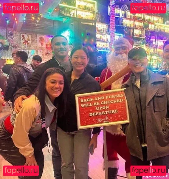 Bayley Onlyfans Photo Gallery 