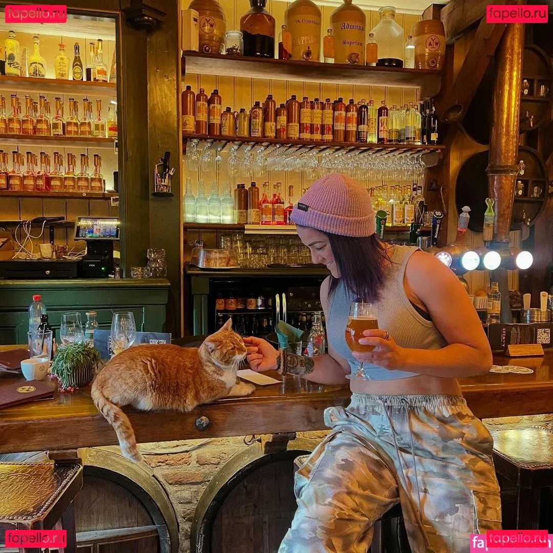 Bayley Onlyfans Photo Gallery 