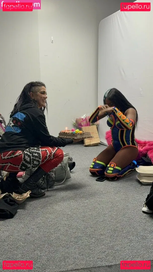 Bayley Onlyfans Photo Gallery 