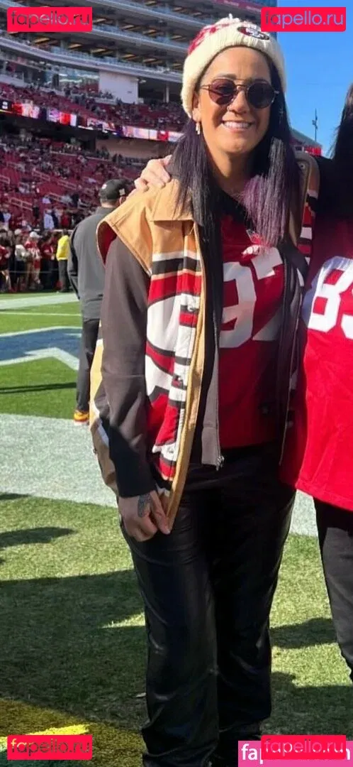 Bayley Onlyfans Photo Gallery 