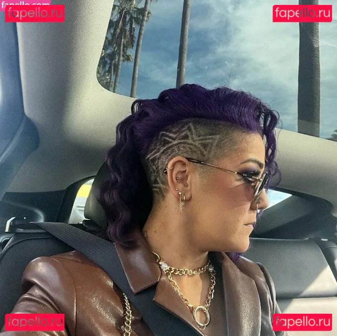 Bayley Onlyfans Photo Gallery 