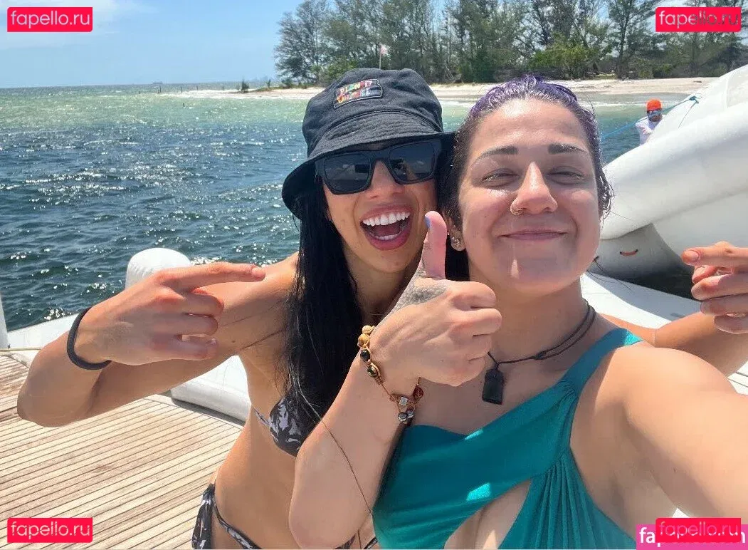 Bayley Onlyfans Photo Gallery 