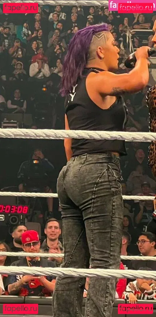 Bayley Onlyfans Photo Gallery 