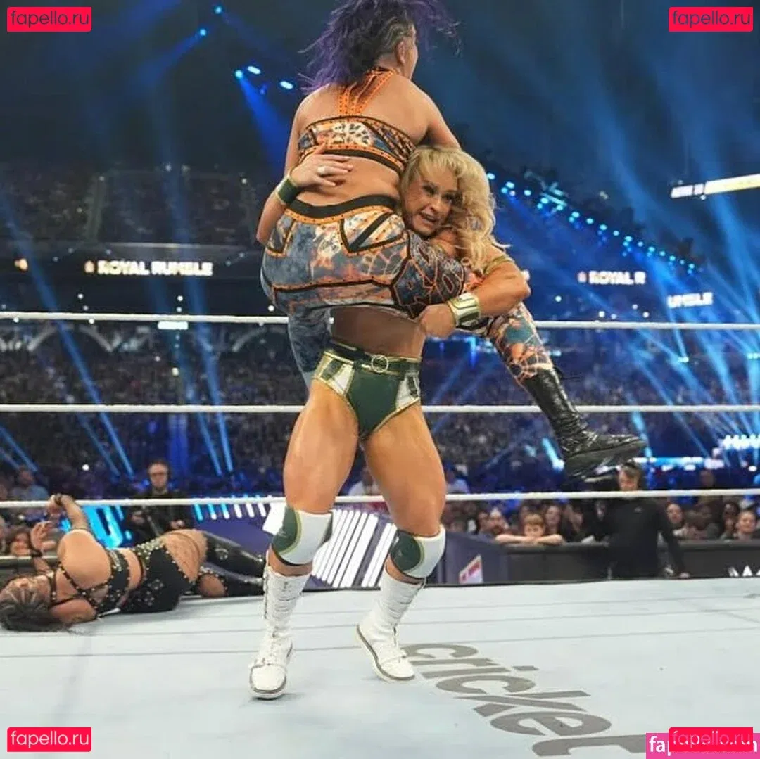 Bayley Onlyfans Photo Gallery 