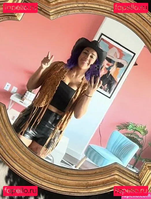 Bayley Onlyfans Photo Gallery 