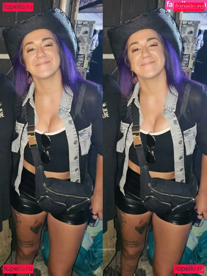 Bayley Onlyfans Photo Gallery 
