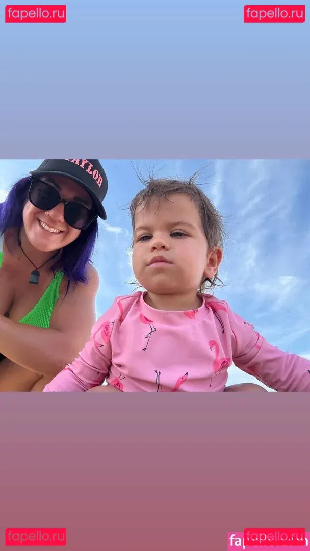 Bayley Onlyfans Photo Gallery 