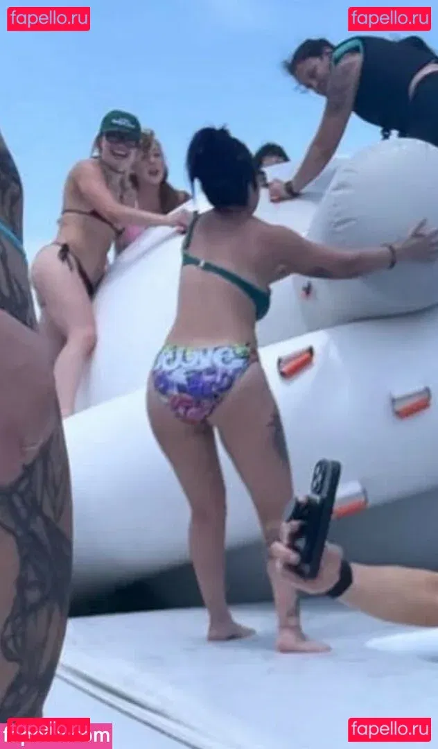 Bayley Onlyfans Photo Gallery 