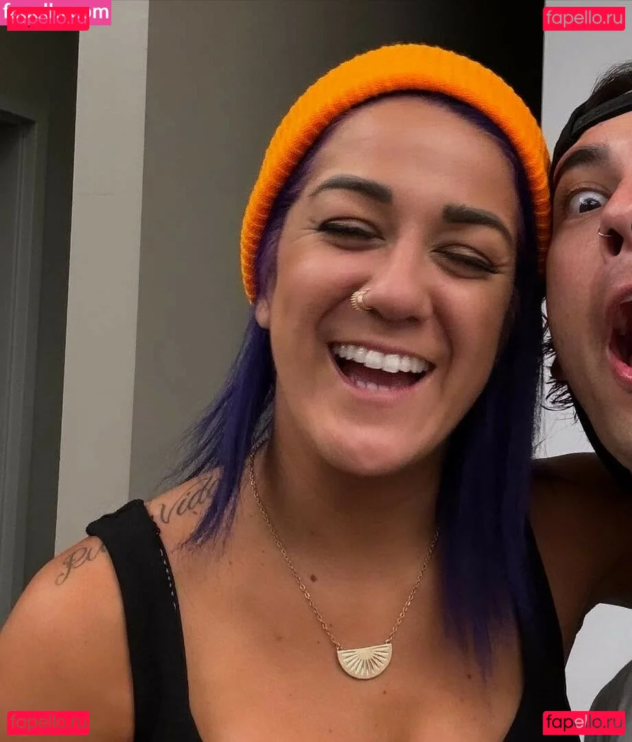 Bayley Onlyfans Photo Gallery 