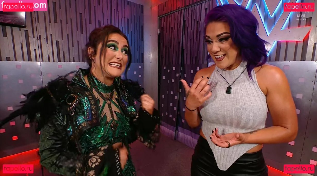 Bayley Onlyfans Photo Gallery 