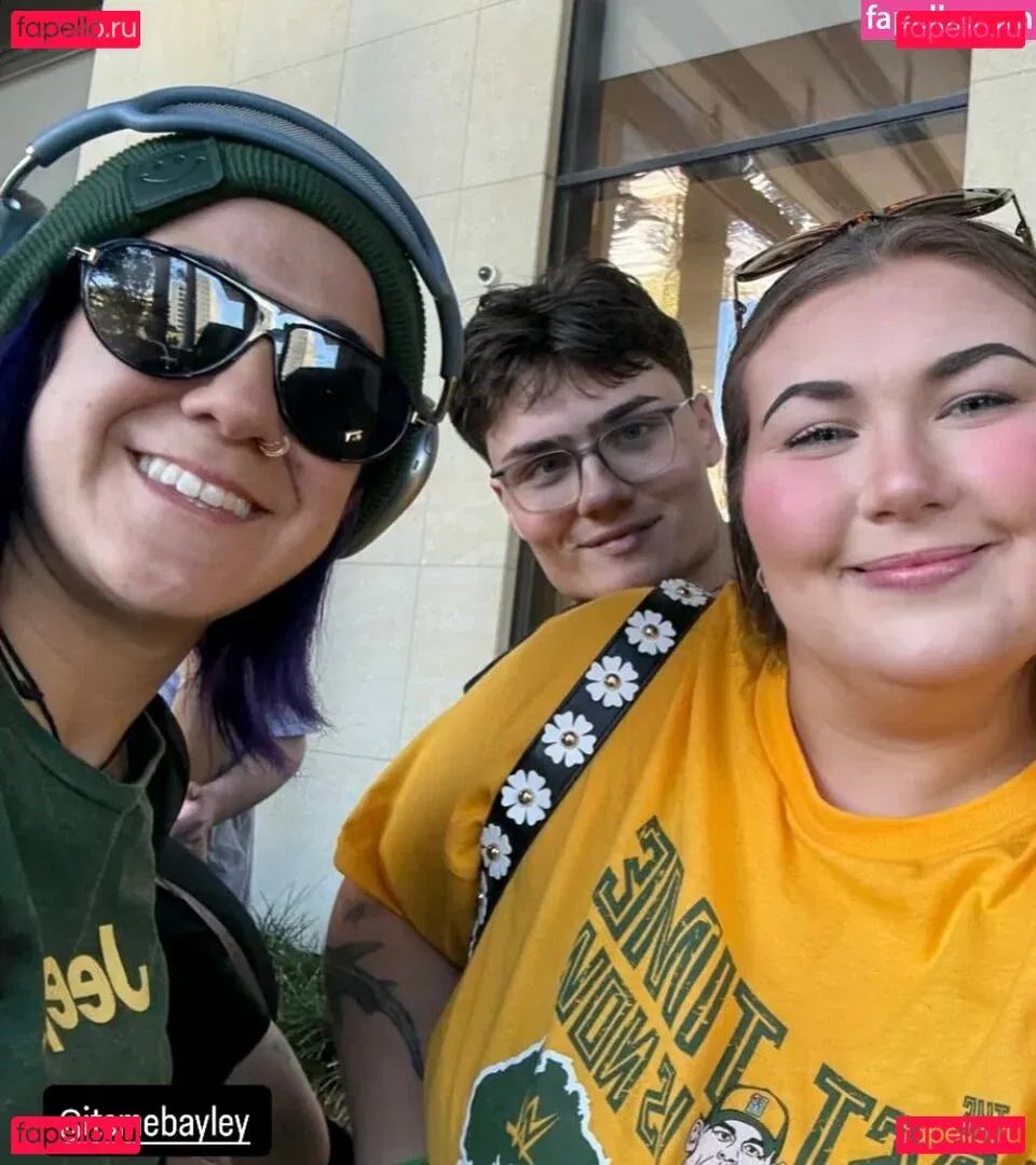 Bayley Onlyfans Photo Gallery 