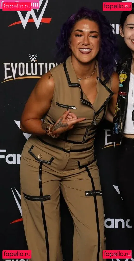 Bayley Onlyfans Photo Gallery 