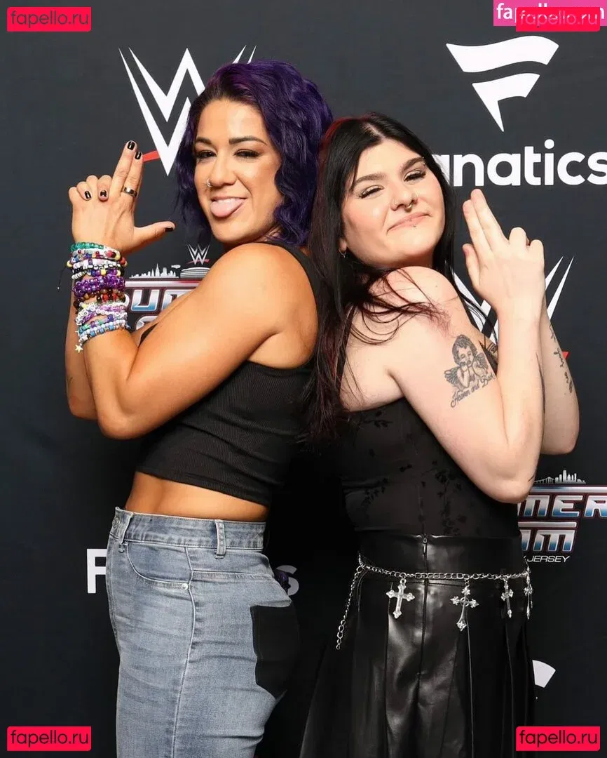 Bayley Onlyfans Photo Gallery 