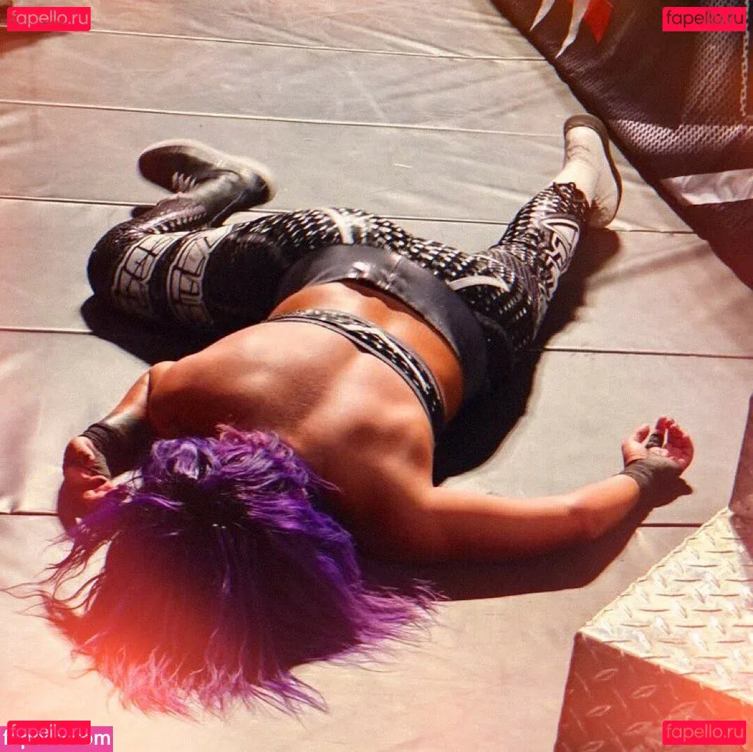 Bayley Onlyfans Photo Gallery 