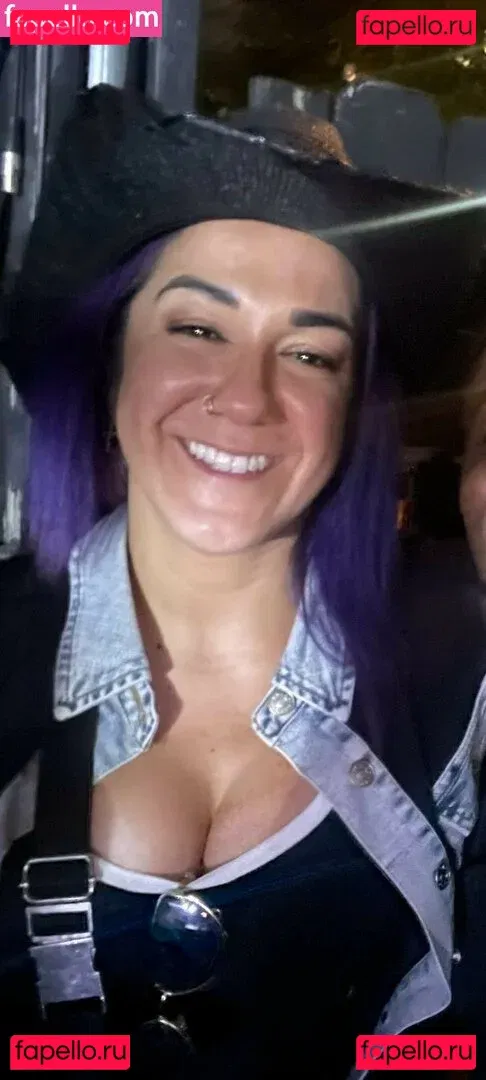 Bayley Onlyfans Photo Gallery 