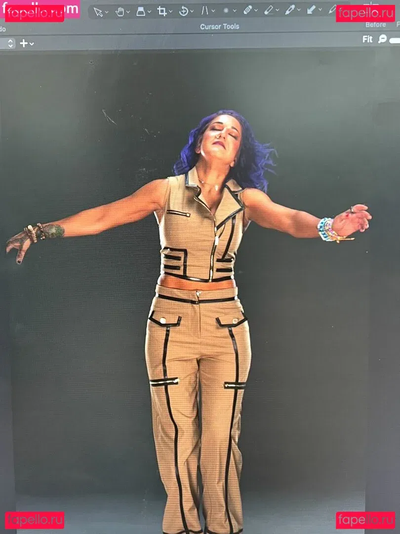 Bayley Onlyfans Photo Gallery 