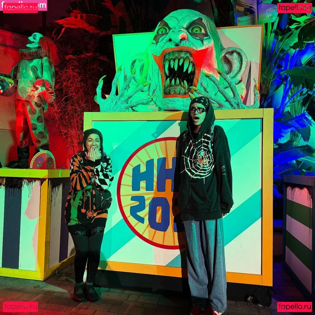 Bayley Onlyfans Photo Gallery 