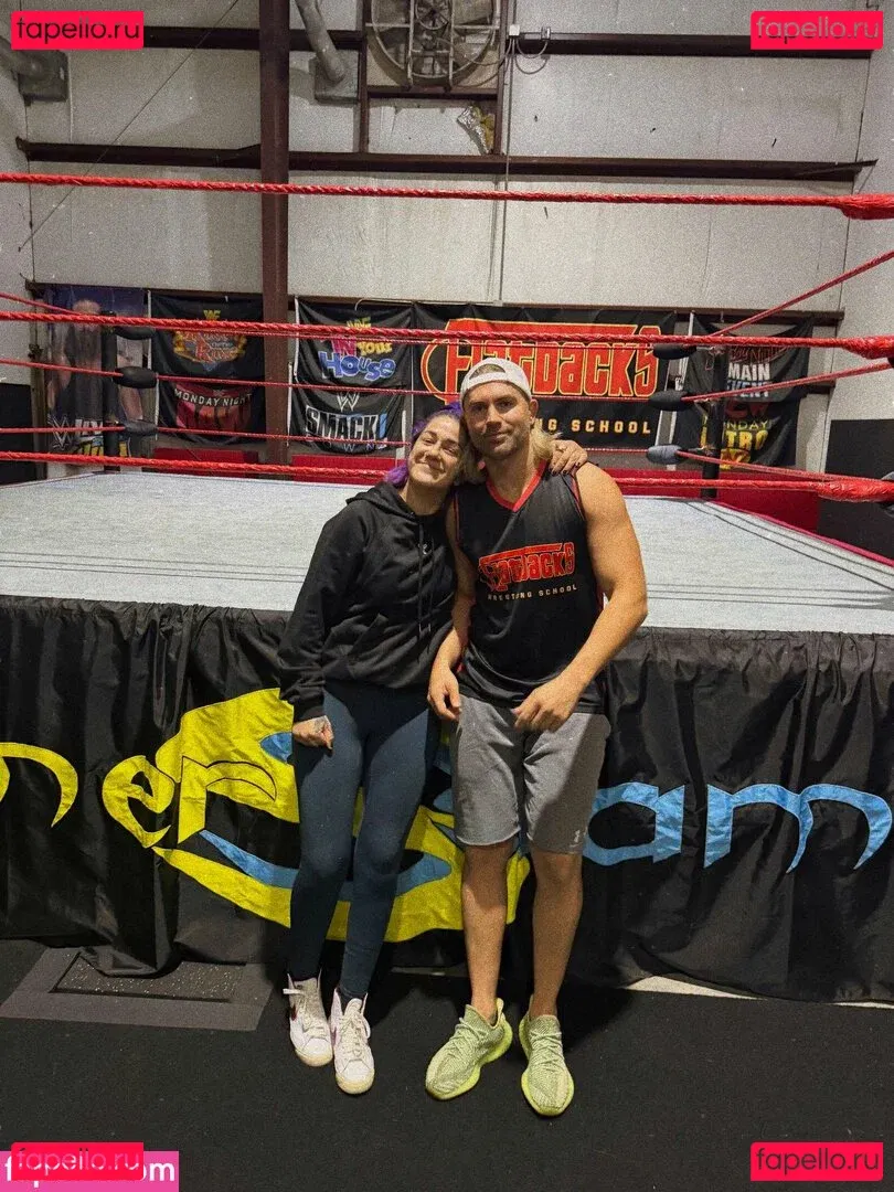 Bayley Onlyfans Photo Gallery 