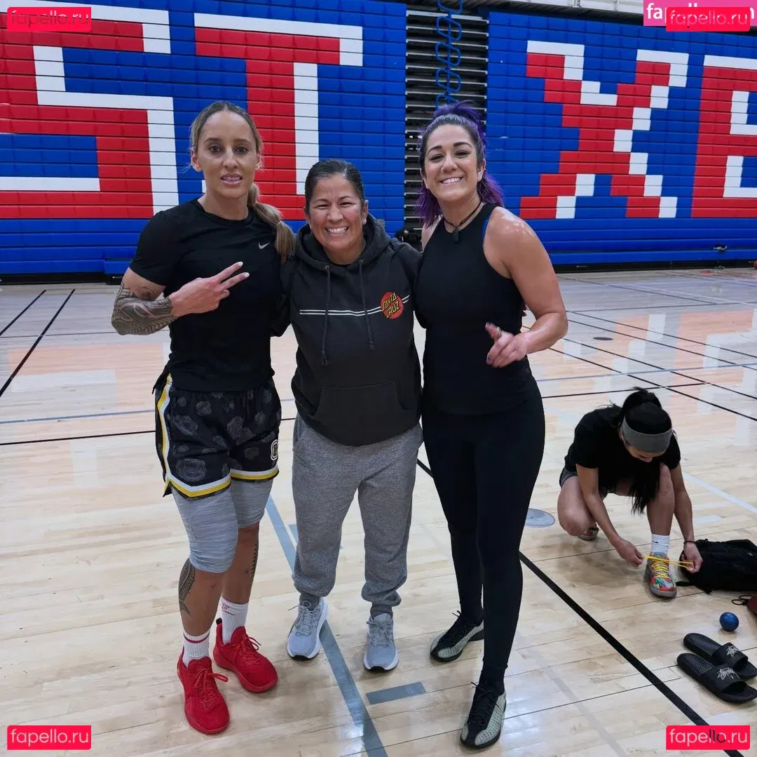 Bayley Onlyfans Photo Gallery 