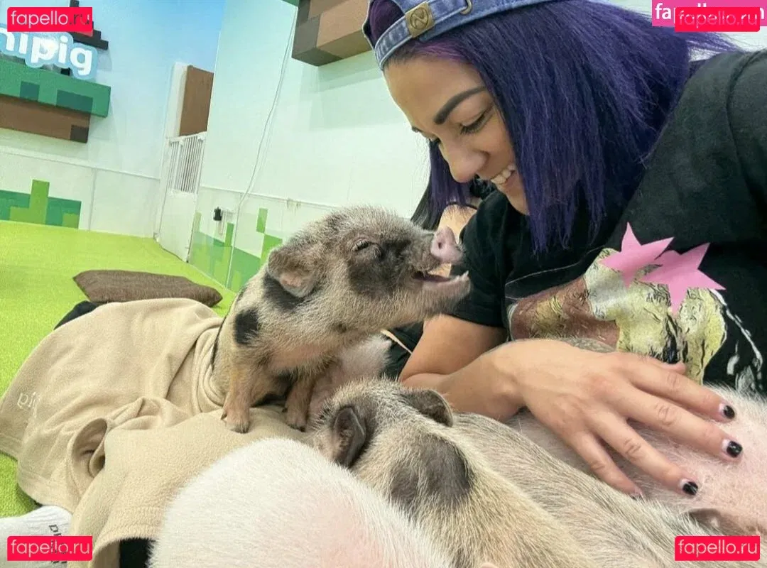 Bayley Onlyfans Photo Gallery 