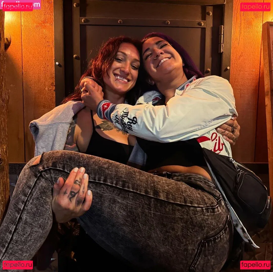 Bayley Onlyfans Photo Gallery 