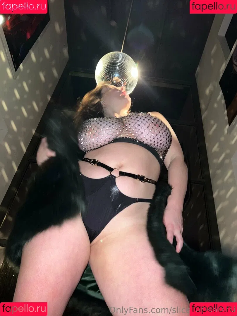 Bel Larcombe Onlyfans Photo Gallery 