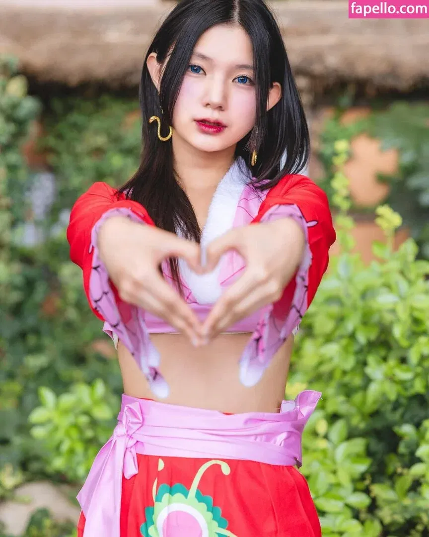 erohi_zzy_ Onlyfans Photo Gallery 