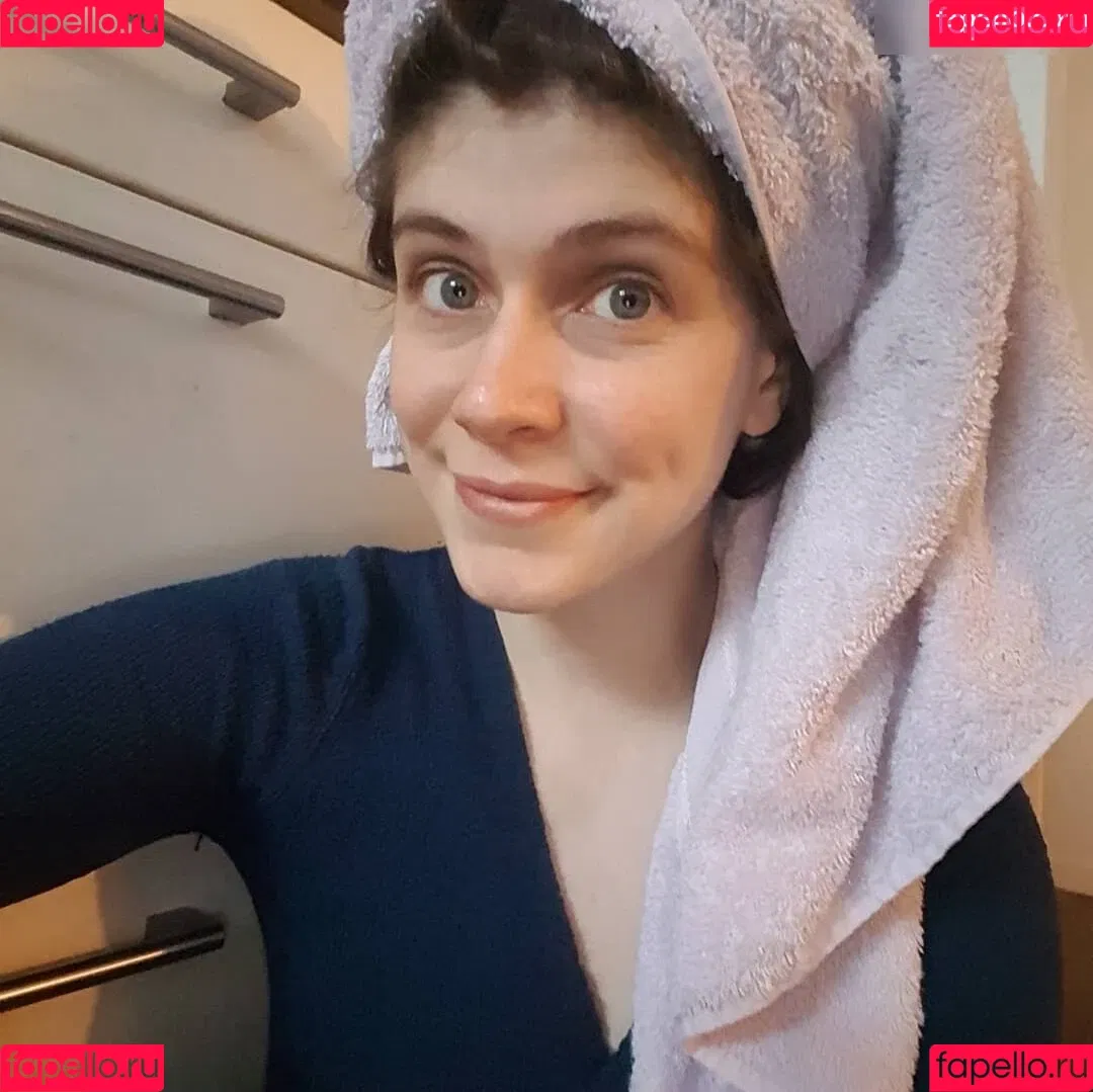 Dont Trust The Rabbit Onlyfans Photo Gallery 