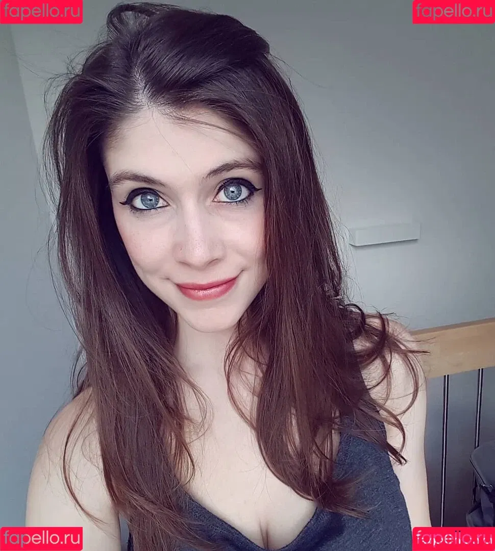 Dont Trust The Rabbit Onlyfans Photo Gallery 