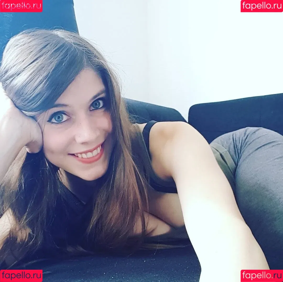 Dont Trust The Rabbit Onlyfans Photo Gallery 
