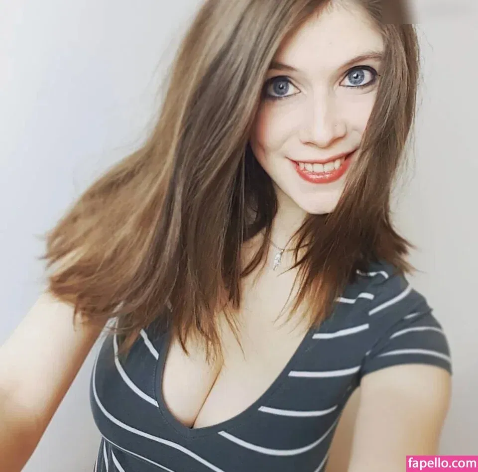 Dont Trust The Rabbit Onlyfans Photo Gallery 