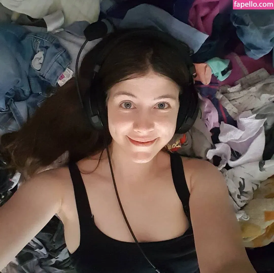 Dont Trust The Rabbit Onlyfans Photo Gallery 