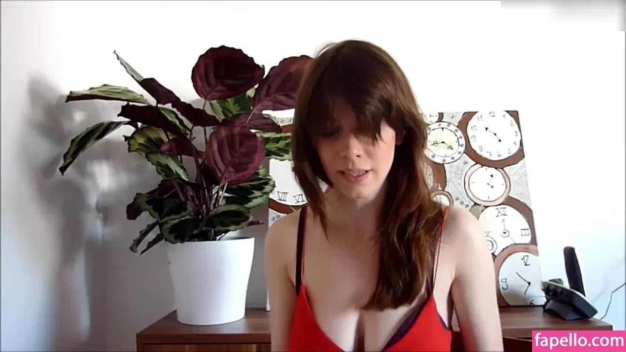 Dont Trust The Rabbit Onlyfans Photo Gallery 