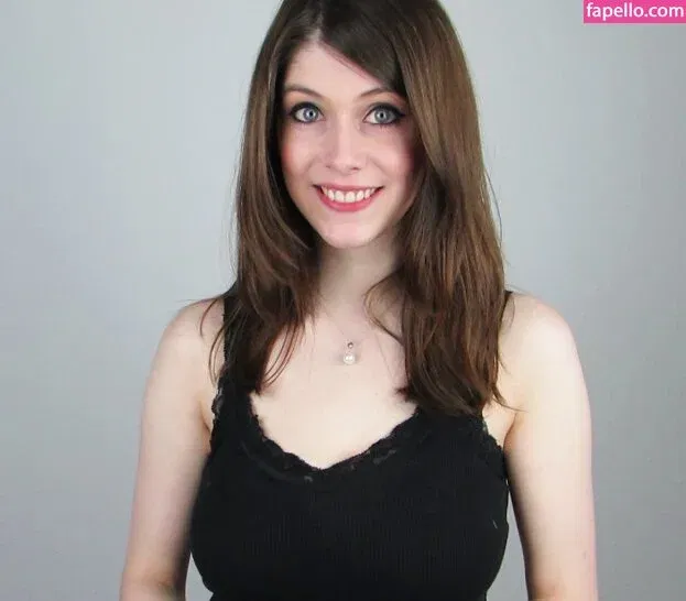 Dont Trust The Rabbit Onlyfans Photo Gallery 