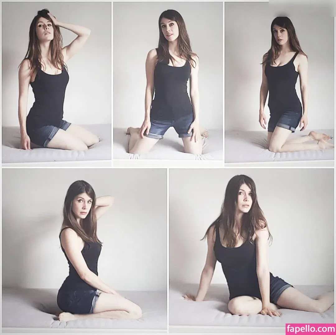 Dont Trust The Rabbit Onlyfans Photo Gallery 