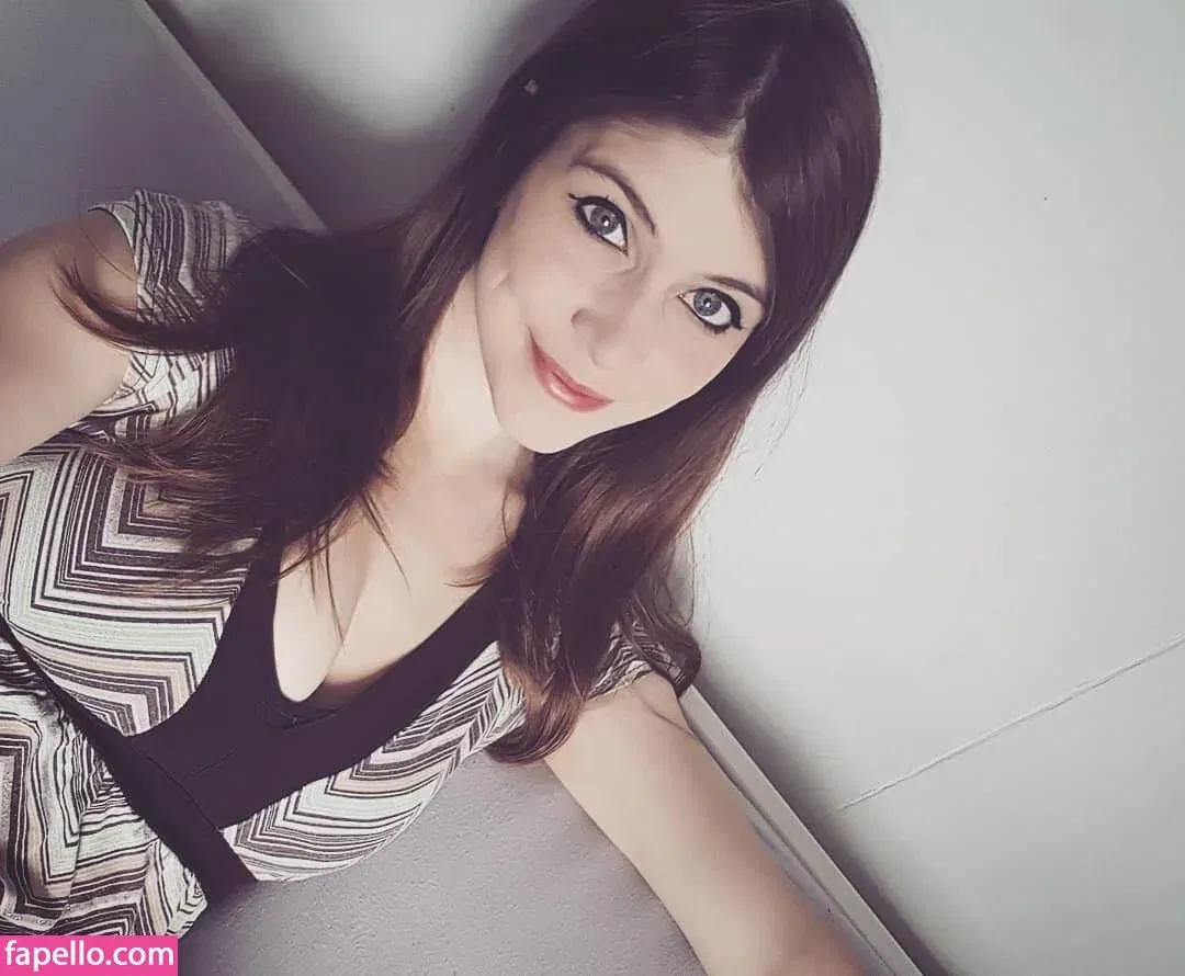 Dont Trust The Rabbit Onlyfans Photo Gallery 