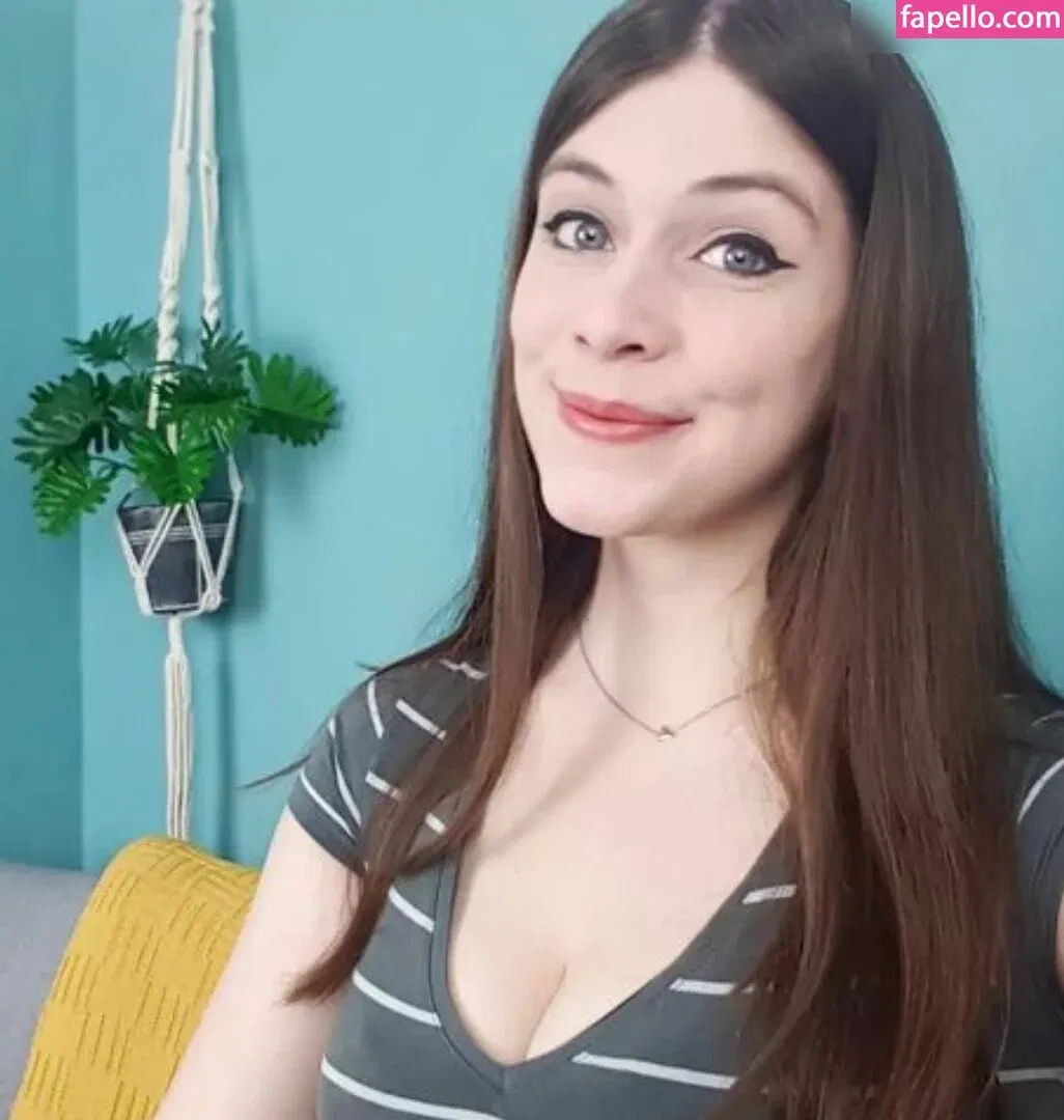 Dont Trust The Rabbit Onlyfans Photo Gallery 