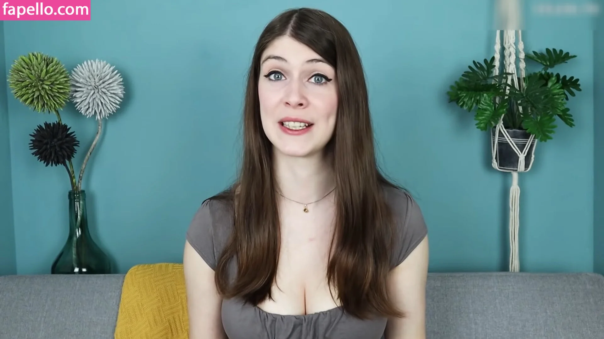 Dont Trust The Rabbit Onlyfans Photo Gallery 