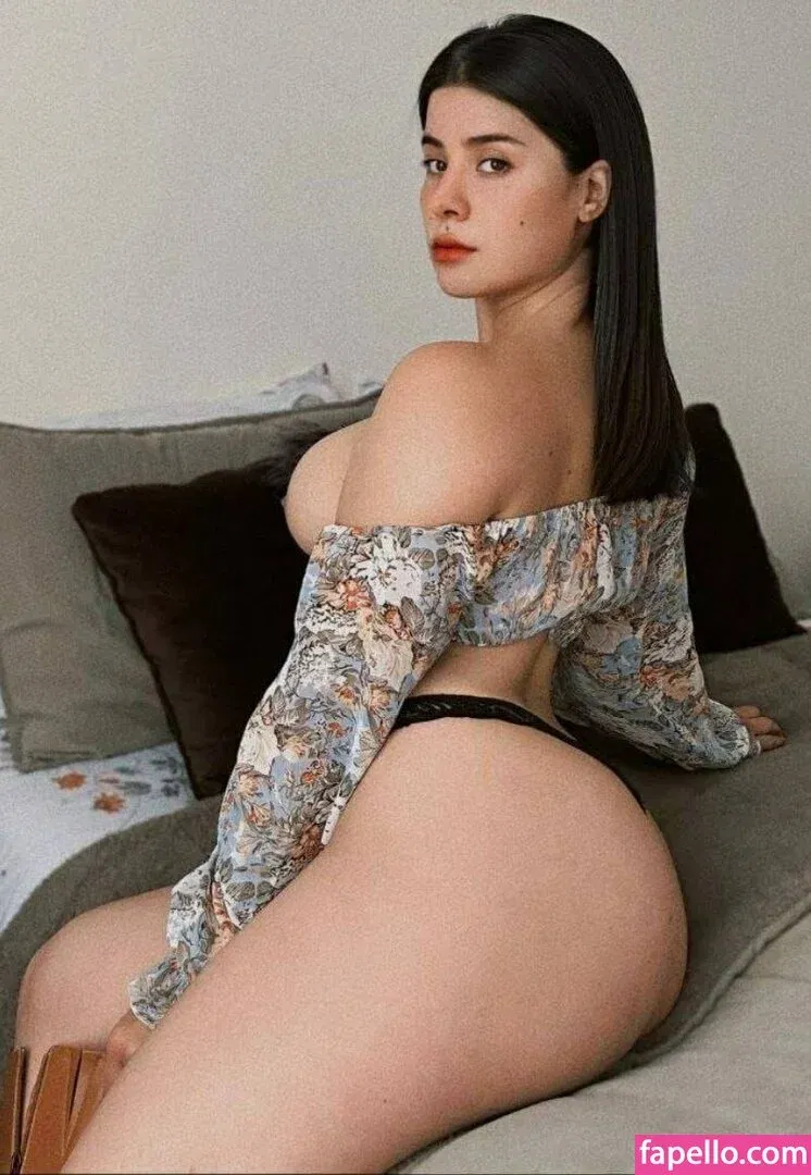 Valentina Runco Onlyfans Photo Gallery 
